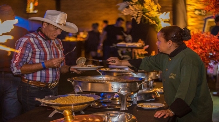 Legenda: Camarote Arena Premium é um dos espaços mais luxuosos dentro da Festa do Peão de Barretos (foto: Divulgação)