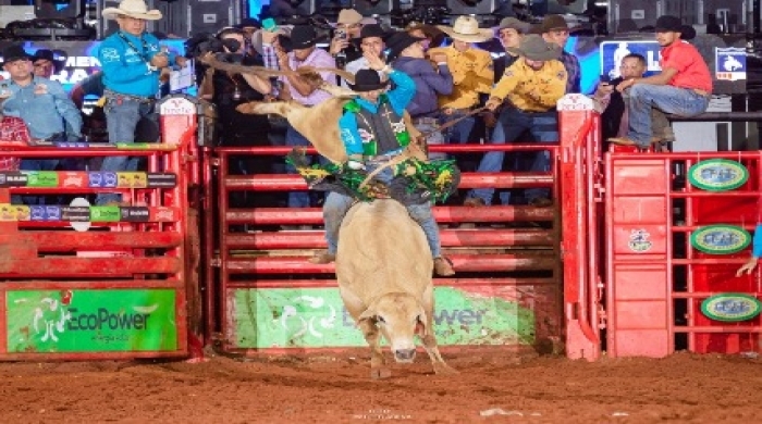 (Foto: JW Foto Arena | Álvaro Ariel Silva Pereira é campeão da LNR na temporada 2022)