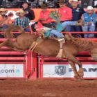 Competidor de Pompeia é melhor da noite no Bareback